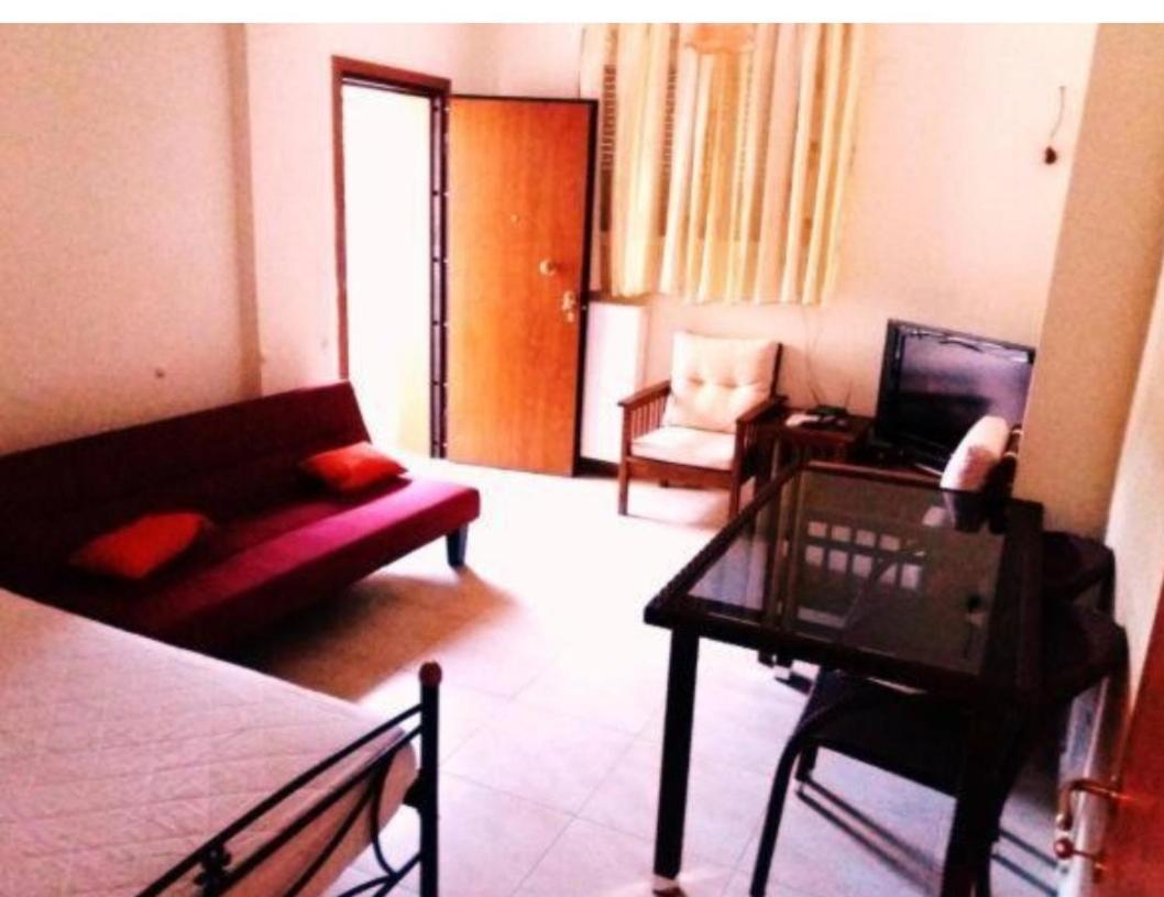Georgios Apartments Sotiritsa Bagian luar foto