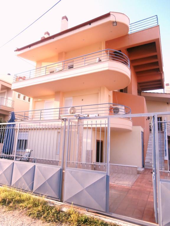 Georgios Apartments Sotiritsa Bagian luar foto