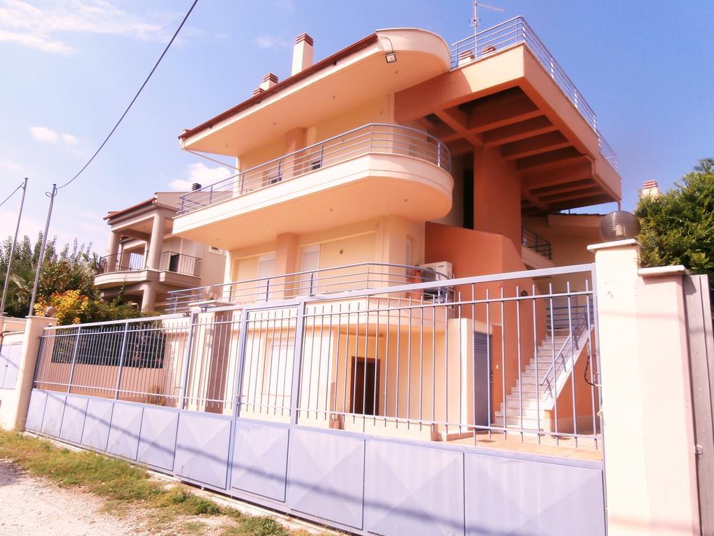 Georgios Apartments Sotiritsa Bagian luar foto