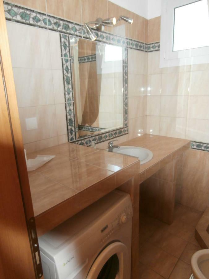 Georgios Apartments Sotiritsa Bagian luar foto