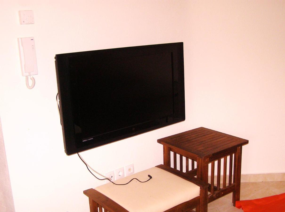 Georgios Apartments Sotiritsa Bagian luar foto